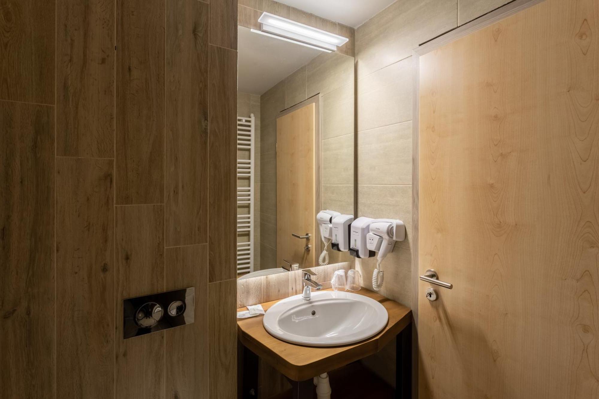 Eden 3 & Eden 4 Hotel Predeal Eksteriør billede